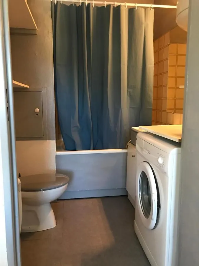 Studio Garriguette, Parking Gratuit, Ascenseur, 2 Personnes, Lit 2 Places Apartment Greoux-les-Bains